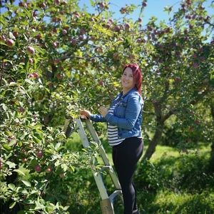 Meet your Posher, Émilie